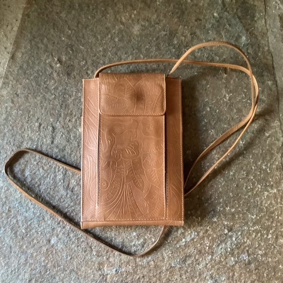 Vintage Fossil Wallet on a String - Picture 2 of 4